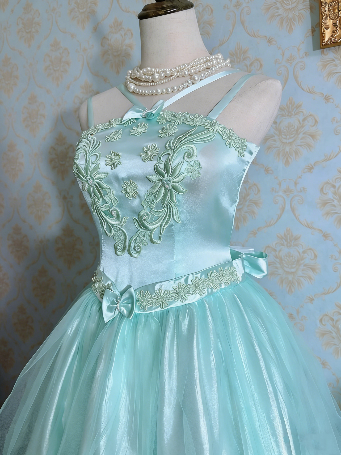 New Arrival Prom Dress Spaghetti Straps Tulle Evening Dress Quinceanera Dress Ball Gown D4485