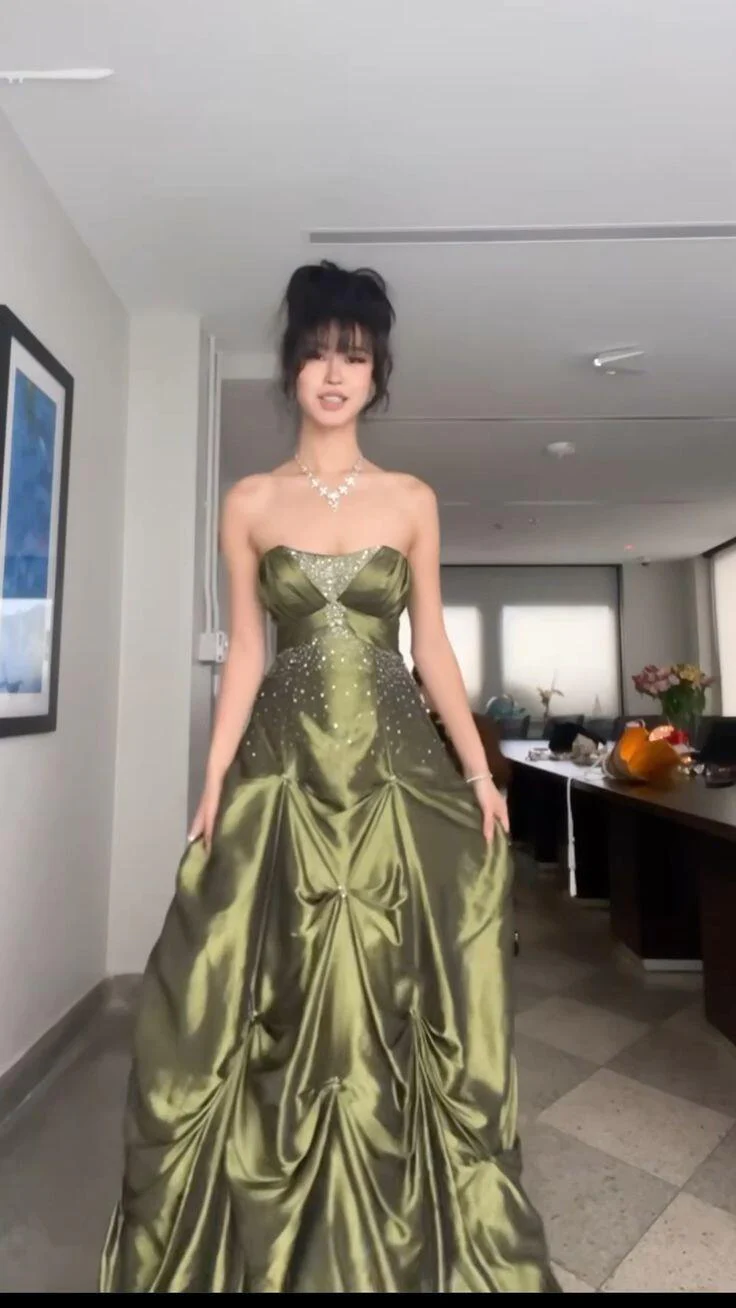 Vintage Beading Strapless A-Line Green Evening Ball Gown Birthday Gown MD7632