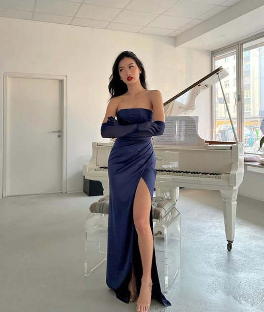 Robe de soirée longue fourreau bleu marine sans bretelles MD7759
