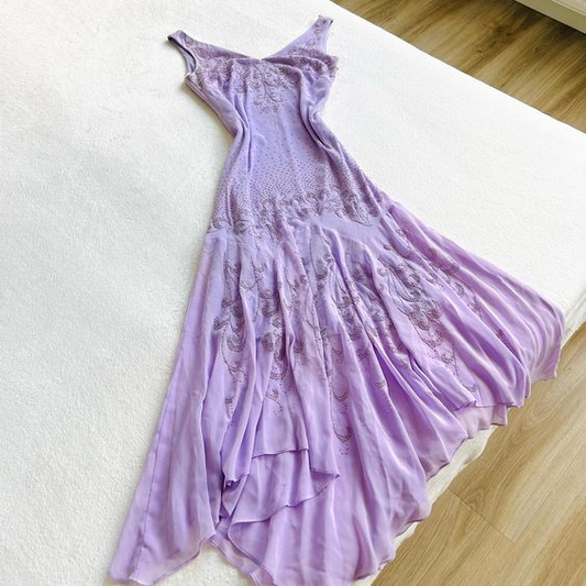 Robe de soirée longue en mousseline de soie lilas à col en V et perles, MD7863