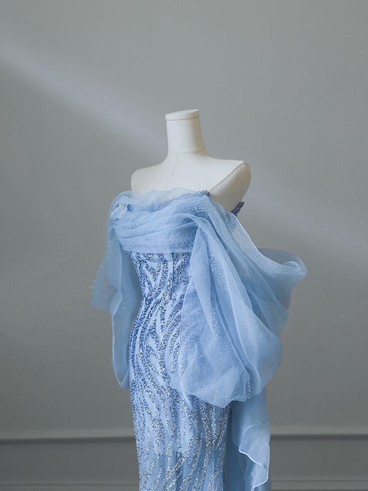 Wunderschönes blaues, schulterfreies, langes Meerjungfrauen-Ballkleid mit Pailletten, MD7904