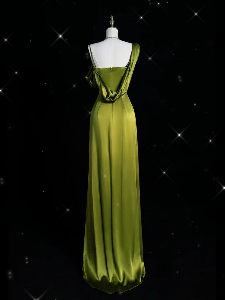Robe de soirée longue en satin vert à bretelles, MD7944