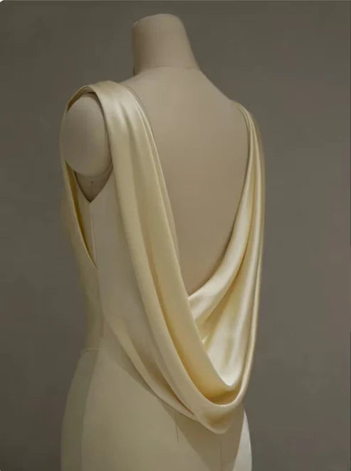 Robe de bal longue sirène dos nu en satin jaune pastel, MD7993