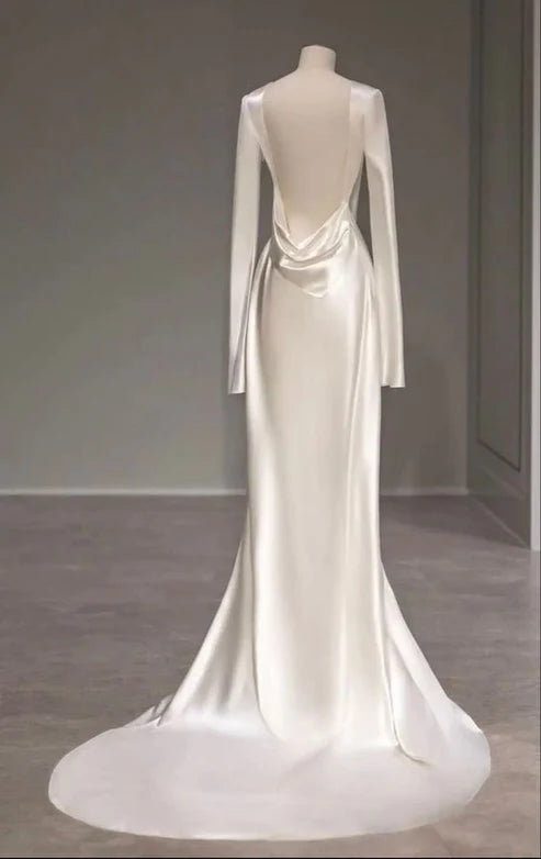 Robe de mariée élégante en satin ivoire, manches longues, dos nu, MD7999