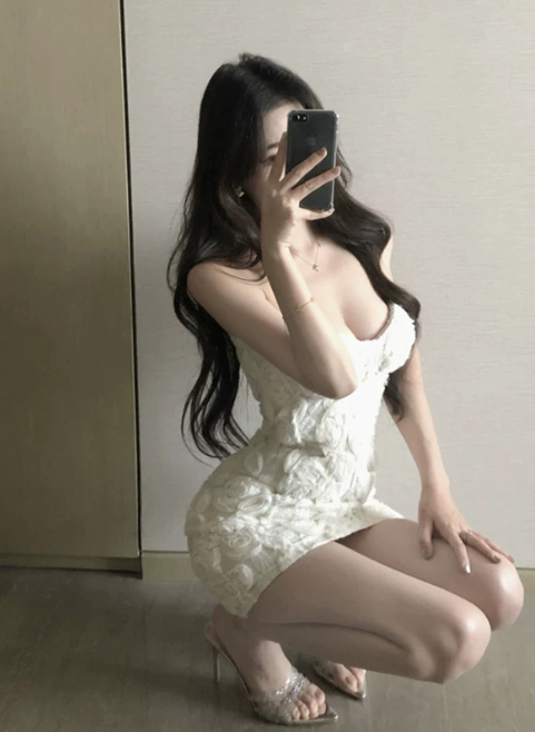 Erogenous Homecoming Dress Sweatheart Applique Short Prom Dress Back to School Outfits Party Dress D6057