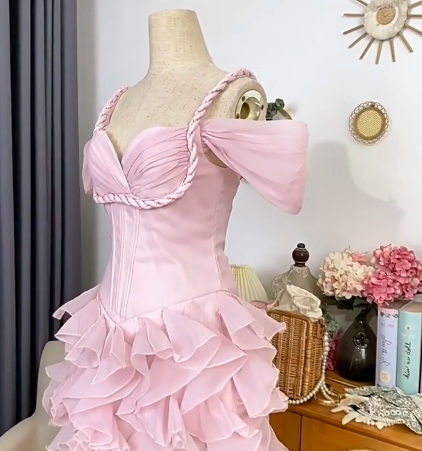 New Homecoming Dress Spaghetti Strap Tulle Cascade Prom Dress Back to School Outfits Party Dress D6212