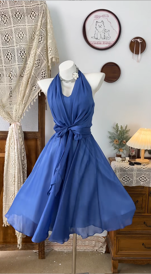 open back hoco dresses Elegant Homecoming Dress Halter Bowknot Backless to School Outfit – ModelDressy prism_2025 Color:39.4-57.1x15.8x29.5inch/ 100-145x40x75сm/ Walnut color/ telescopic makeup table Blue-Green Off The Shoulder Square Embellishment
