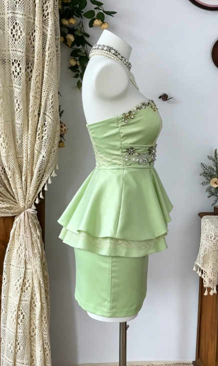 Beauty Homecoming Dress Strapless Rinestone Back to School Outfits Party Dress D6603