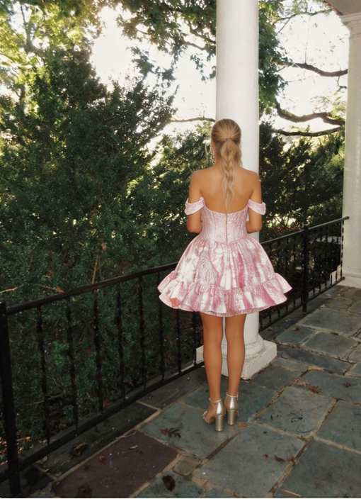 Chic Homecoming Dress Off the Shoulder Pleated Flouncing Back to School Outfts Party Dress D6759