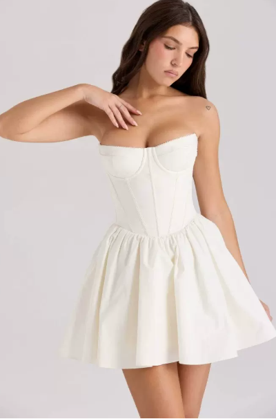 Beautiful Homecoming Dress Strapless Pleated Back to School Outfits Party Dress D7212