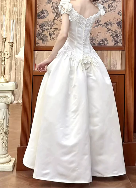 Elegant Wedding Dress Square Pleated Lace Applique Flower Wedding Dress Prom Dress D7259