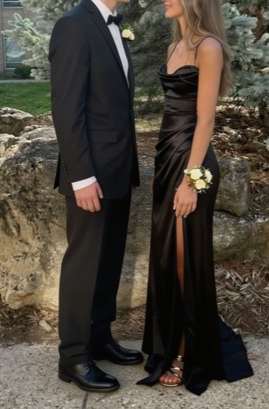Robe de soirée sirène en satin noir, longue et simple, à bretelles, D678