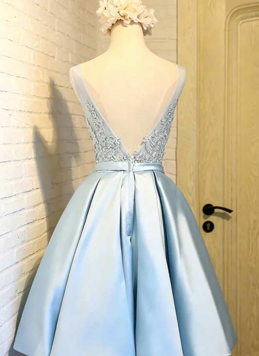 Unique Homecoming Dress V Neck Applique Bowknot Tulle Back to School Outfits Party Dress D7632