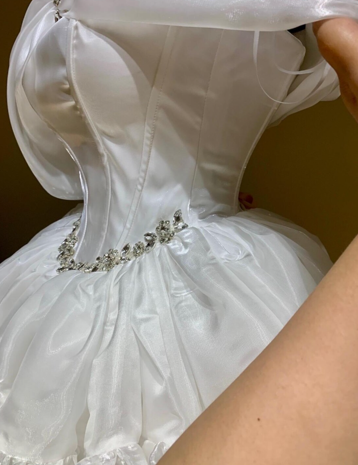 Unique Homecoming Dress Off theShoulder Organza Rinestone Hi-Lo Back to School Outfits Party Dress Wedding Dress D7747