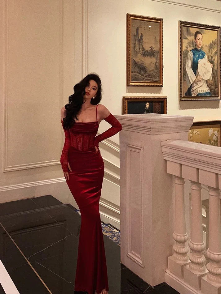 Vintage Red Spaghetti Strap Gloves Design Elegant Sheath Evening Dress Prom Dress D1580
