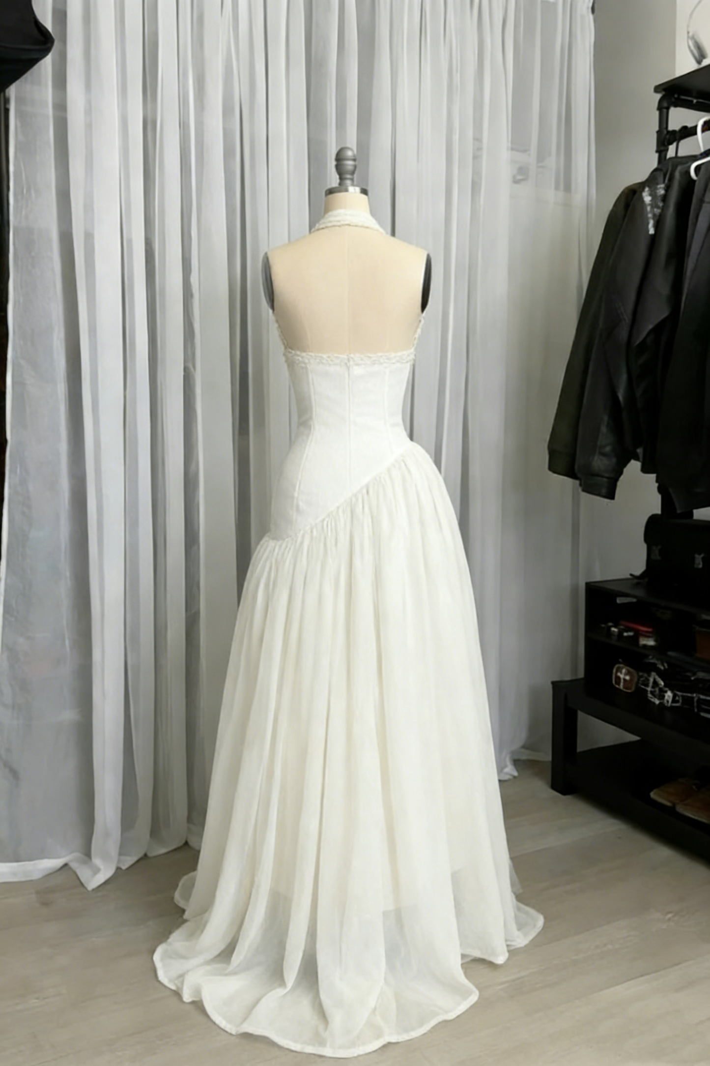 White Halter Neck A-Line Lace Long Party Dress Vintage Wedding Dress, D992
