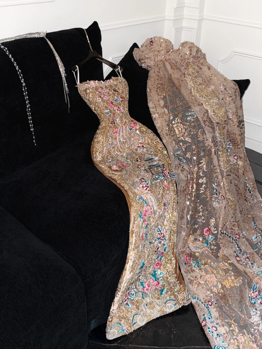 Wunderschöne glänzende Perlen Exquisite Stickerei Meerjungfrau Langes Abendkleid Ballkleider D1667