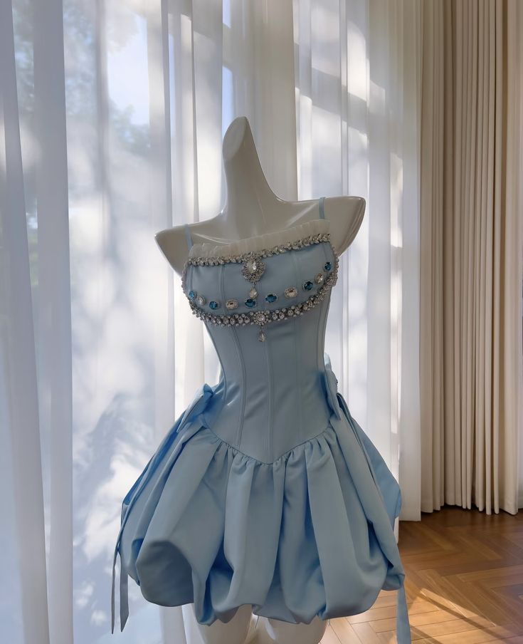 Beautiful Homecoming Dress Strapless Rinestone Pleated Bowknot Back to School Outfits Party Dress D7242