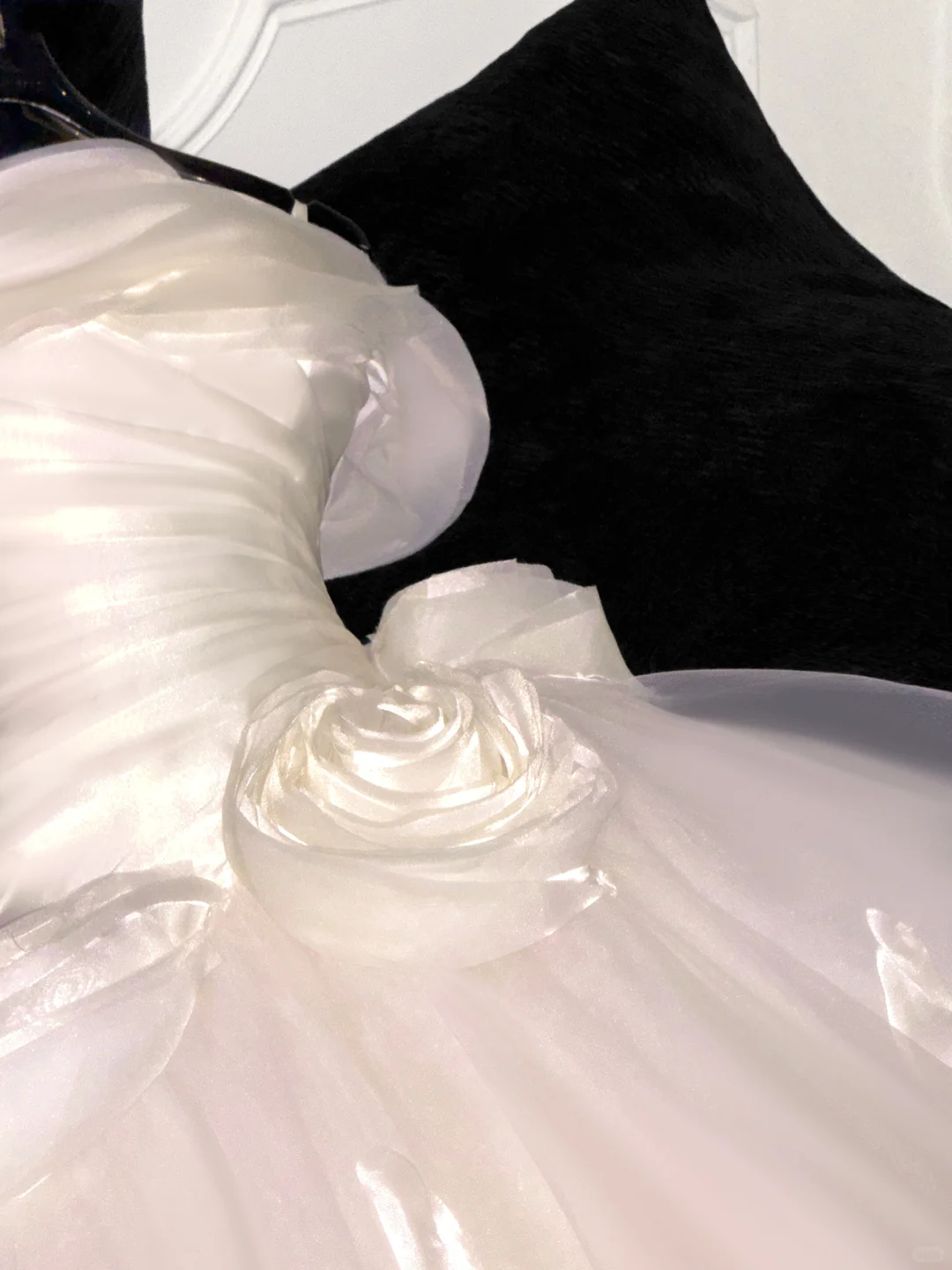Elegant Ivory 3D Flowers Design A-Line Tulle Wedding Dress Prom Dress Evening Dress Ball Gown D1686
