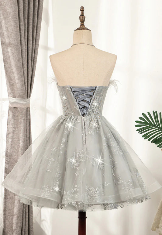 Pretty Homecoming Dress Strapless Feather Beaded Sequins Prom Dress Back to School Outfits Party Dress D6103