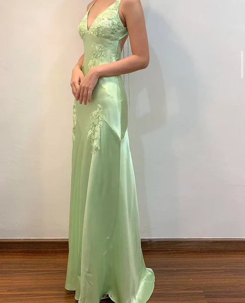 Green V Neck Straps Appliques Long Evening Party Dress MD7426