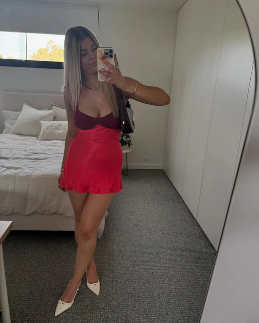 Robe de bal courte en satin rouge coupe trapèze, tenue de soirée, tenue d'anniversaire, D1294