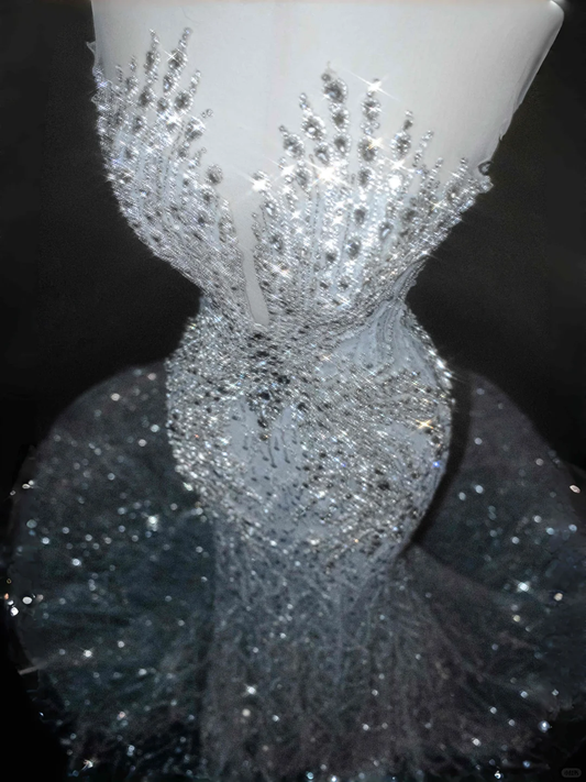 Wunderschönes ärmelloses Meerjungfrau-Kleid mit glänzenden Perlen und langem Abendkleid zum Geburtstag, D810