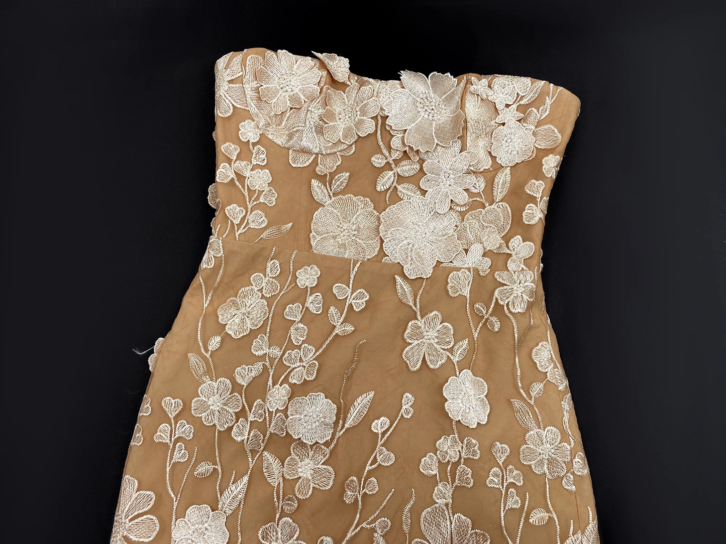 Simple 3D Floral Strapless Design A-line Tulle Women Party Dress, D1406