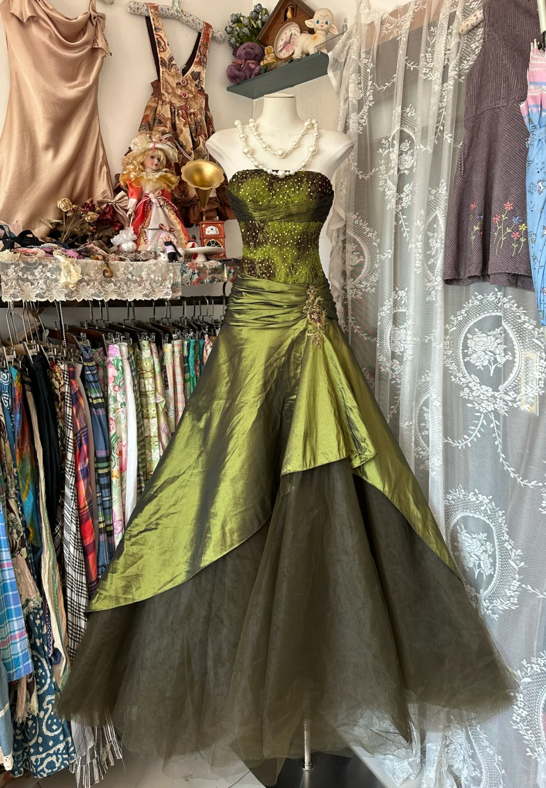 Green Strapless A-Line Beading Satin Vintage Long Party Dress Prom Dress, D347