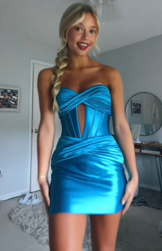 Pretty Homecoming Dress Sweetheart Pleated Hugging Back to School Outfits Party Dress D6981