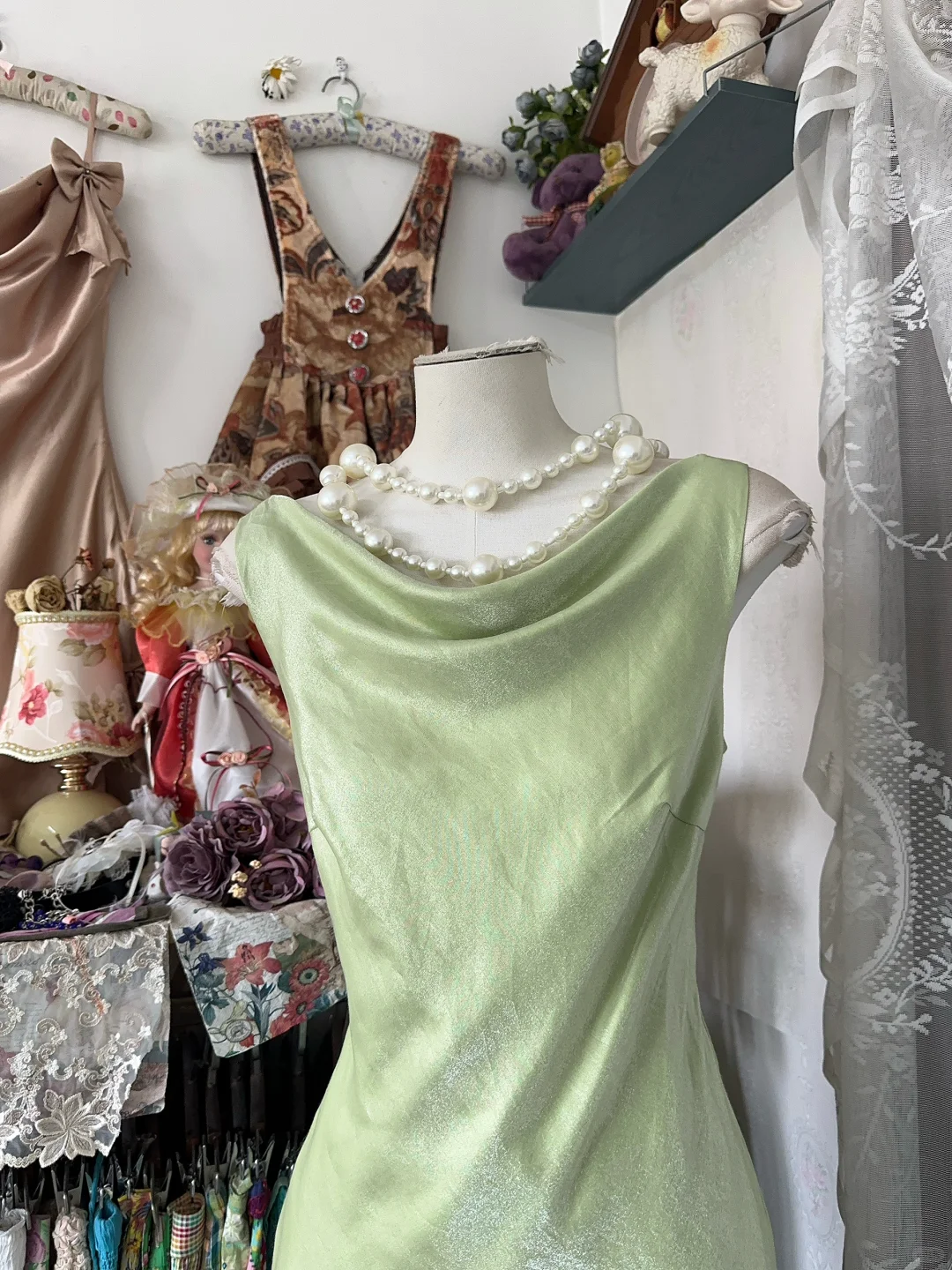 Gorgeous Light Green Cowl Neck Elegant Mermaid Long Evening Dress Prom Dresses D1671