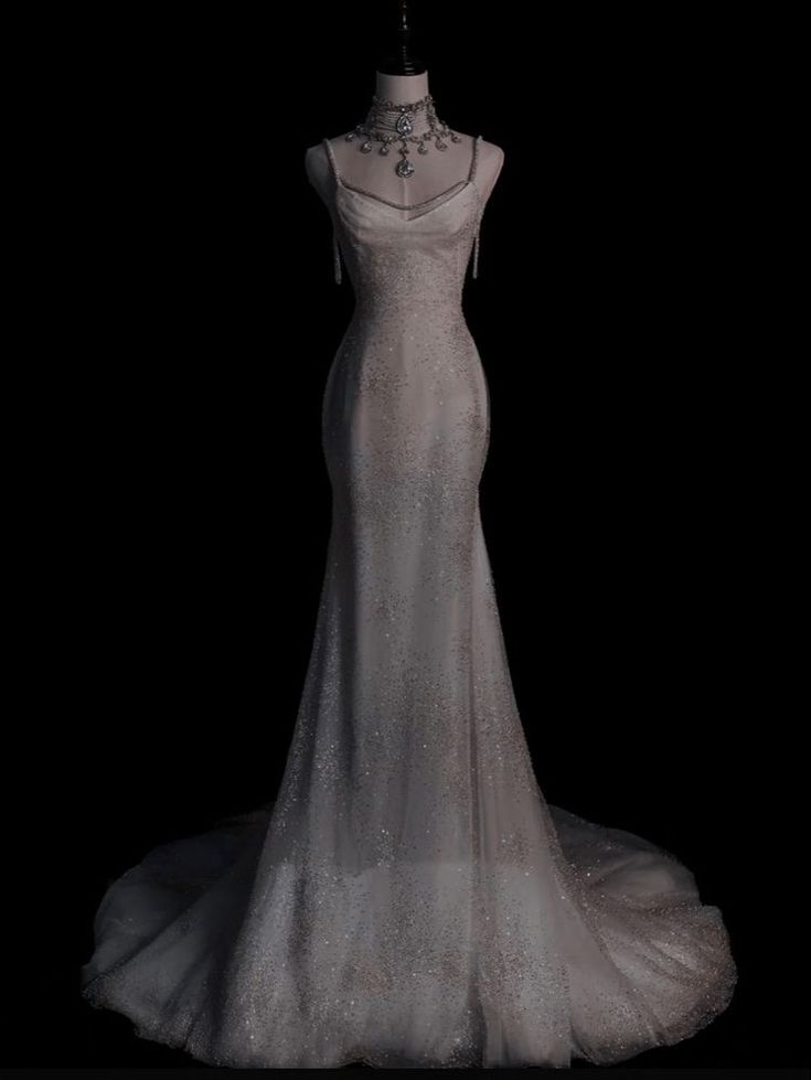 Atemberaubendes weißes rückenfreies Meerjungfrau-Brautkleid im langen, glänzenden Partykleid, D444