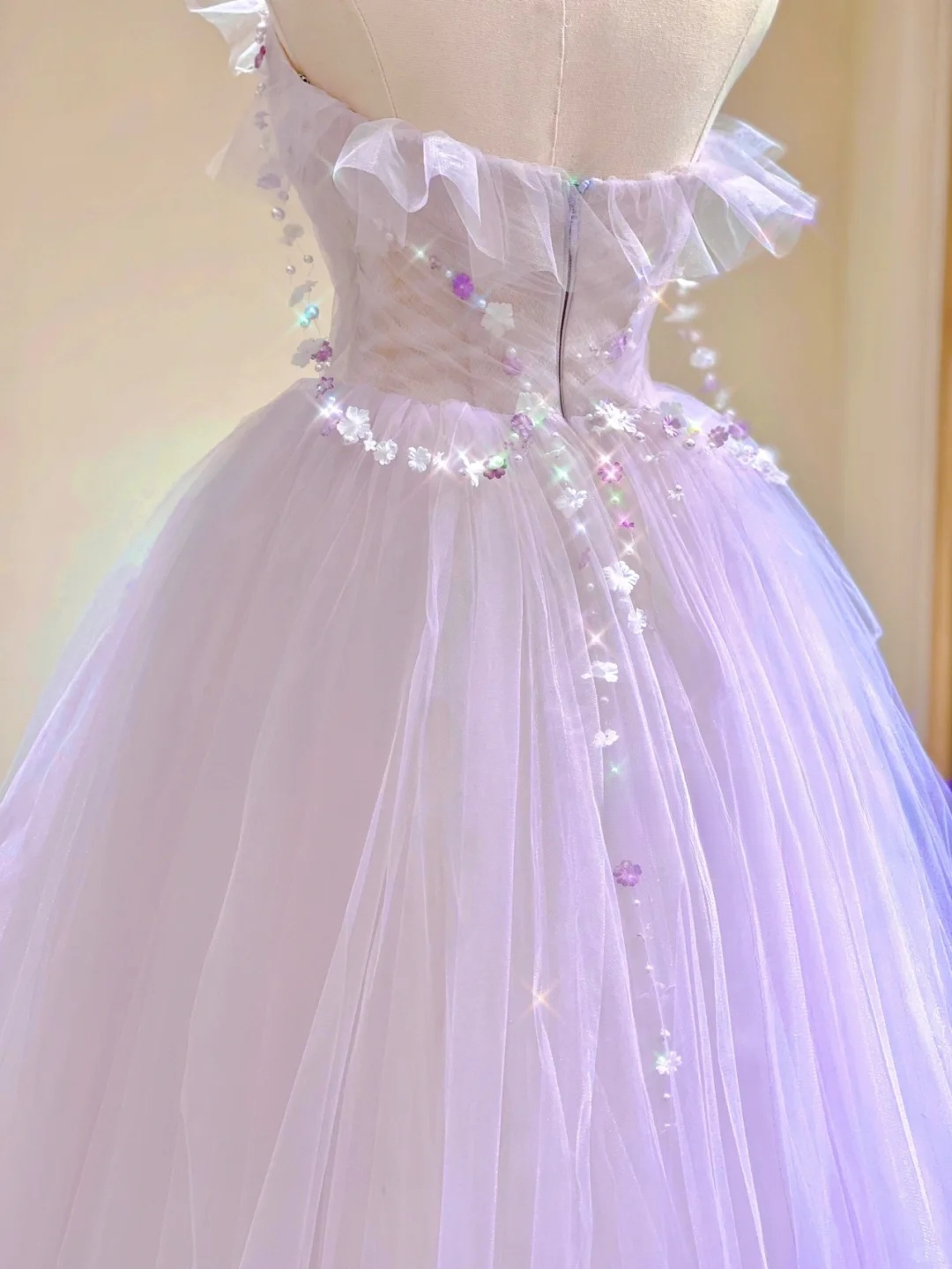 Lilafarbenes trägerloses A-Linien-Geburtstagskleid aus Tüll mit Perlenbesatz, formelles langes Ballkleid, D463