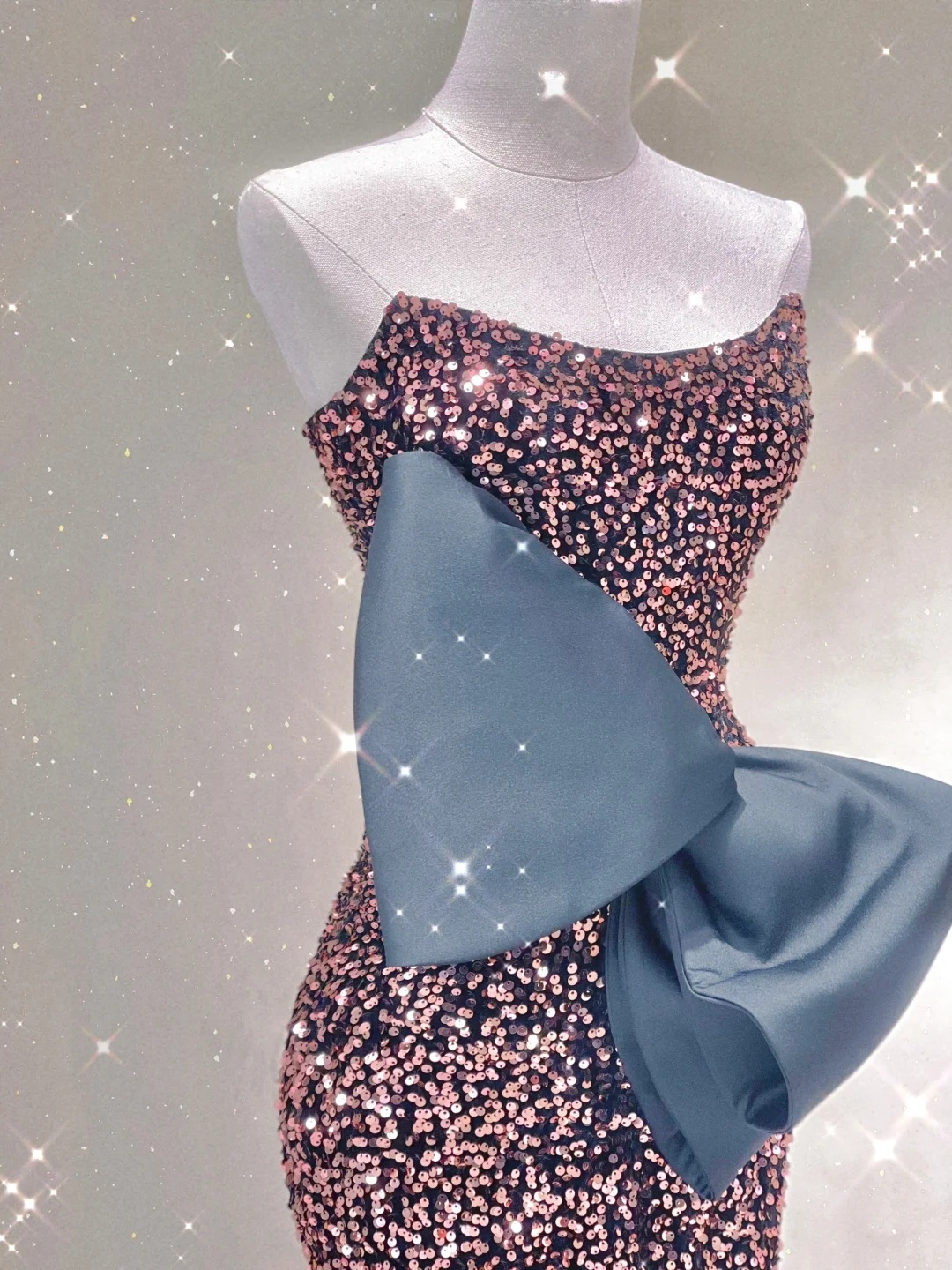 Superbe robe de soirée longue style sirène à paillettes et bustier dégradé, D476