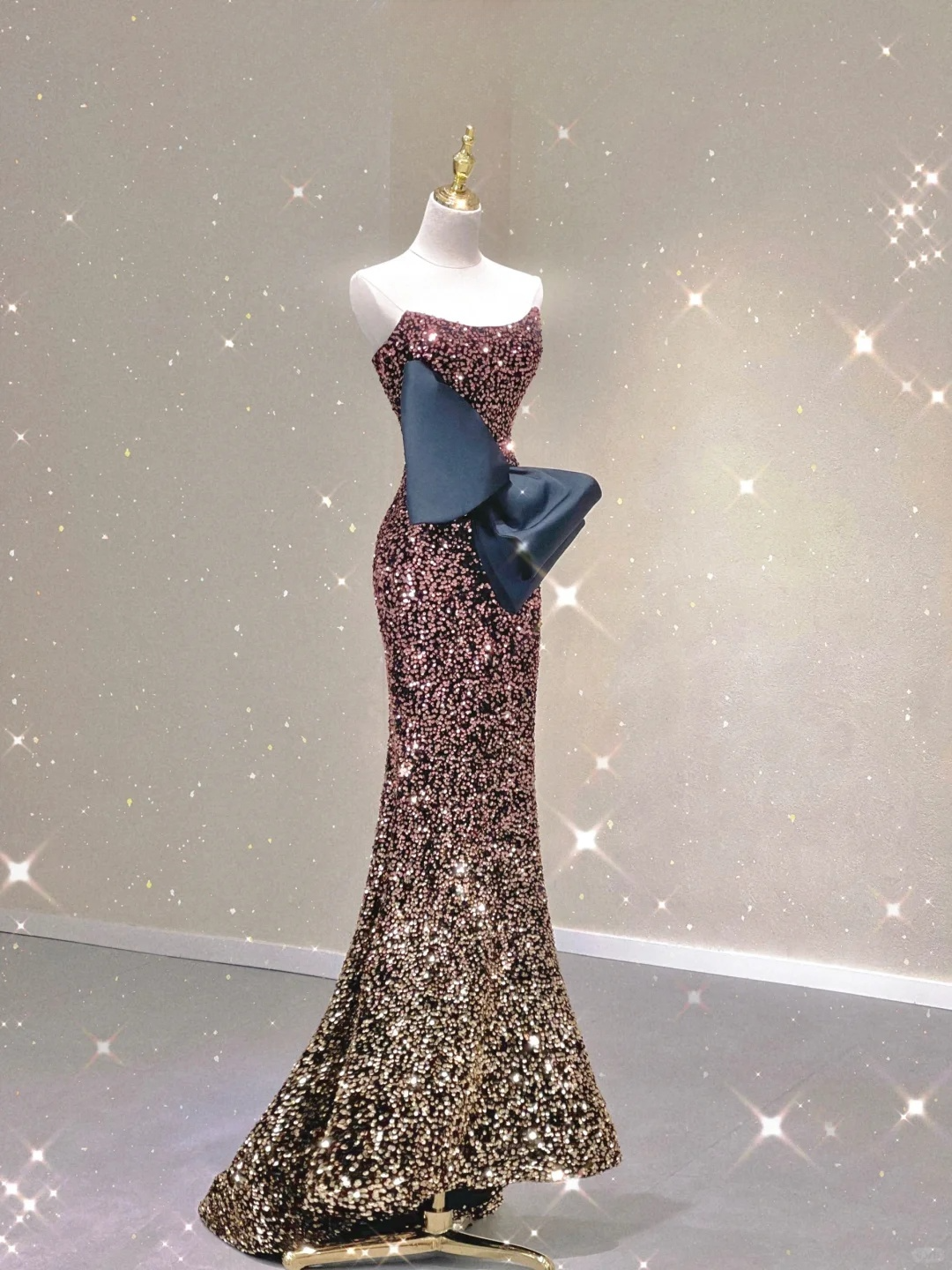 Superbe robe de soirée longue style sirène à paillettes et bustier dégradé, D476