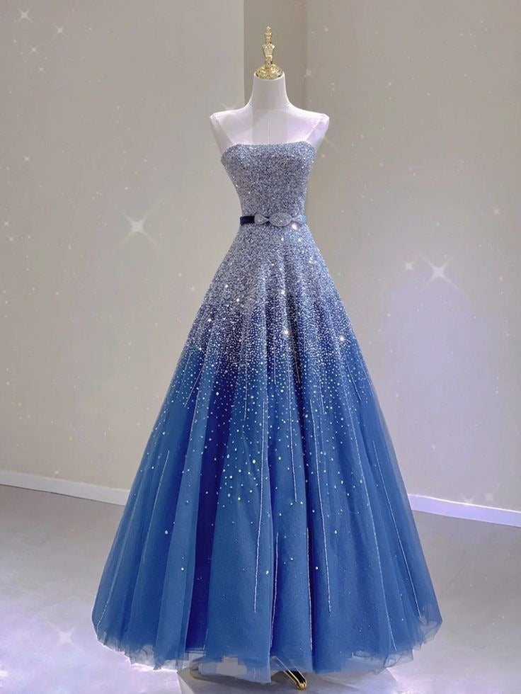 Glitzerndes blaues trägerloses A-Linien-Tüll-Partykleid mit Perlenbesatz, langes Ballkleid, D497
