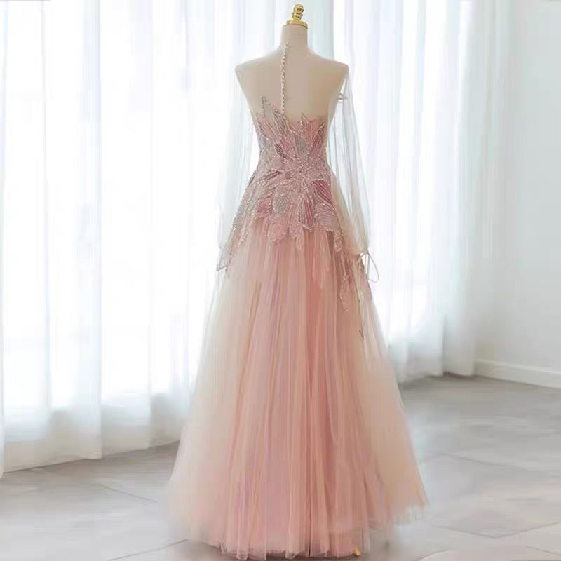 Wunderschönes langes A-Linien-Ballkleid mit Perlenbesatz und langen Ärmeln, D516