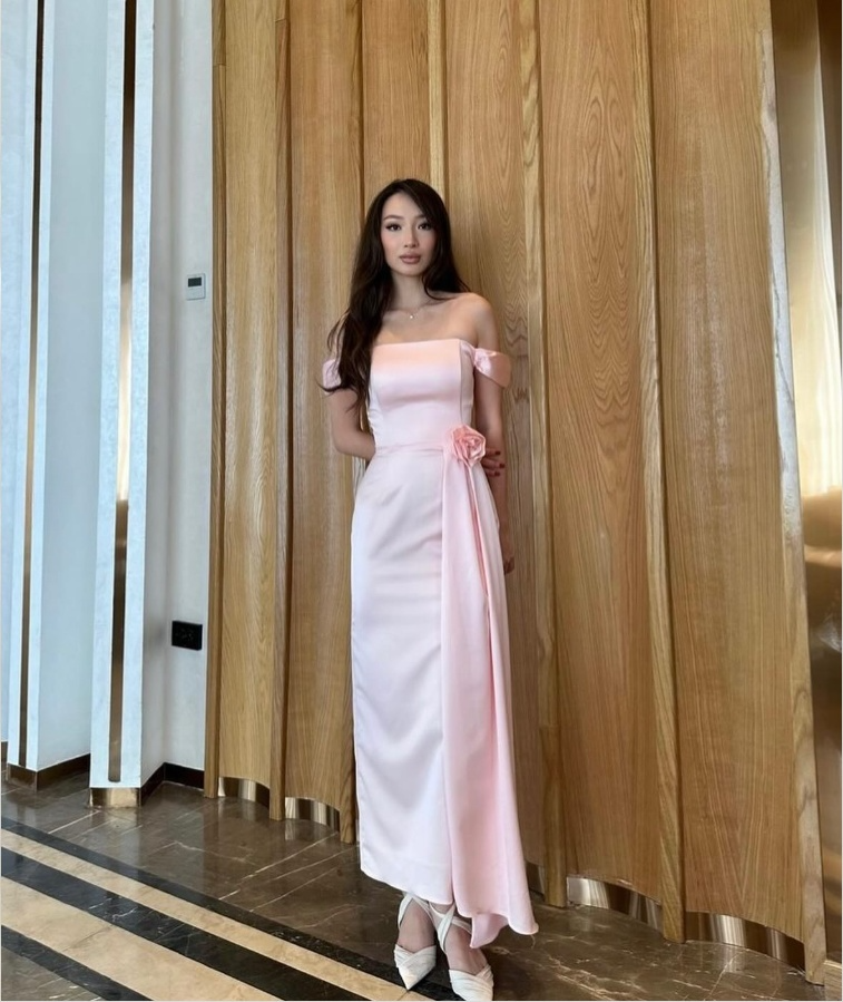 Light Pink Off Shoulder Sheath Satin Long Party Dress Bridesmaid Dress, D656