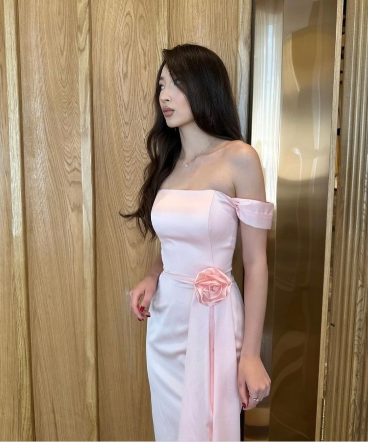 Light Pink Off Shoulder Sheath Satin Long Party Dress Bridesmaid Dress, D656