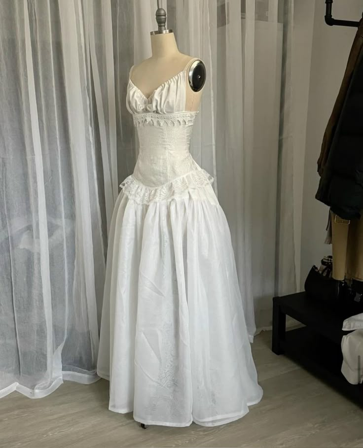 White Spaghetti Straps A-Line Lace Long Party Dress Vintage Wedding Dress, D991