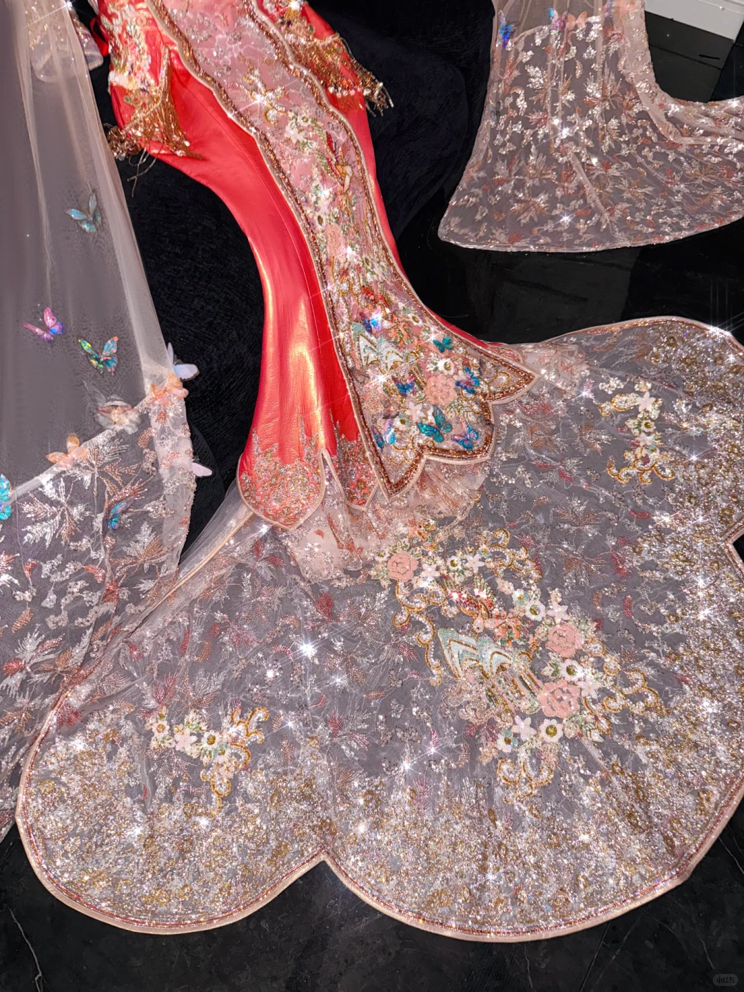 Gorgeous Shiny Beaded Exquisite Embroidery 3D Butterflies Mermaid Floor-length Evening Dress Prom Dresses D1663