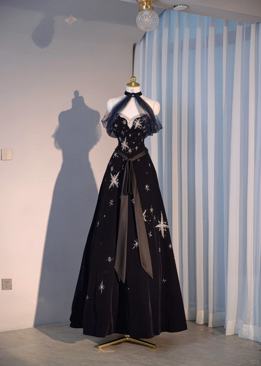 Robe de soirée longue noire à épaules dénudées et col licou, coupe trapèze, D1211