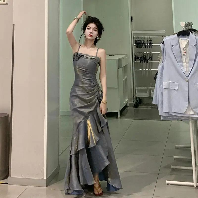 Burgunderrotes Etuikleid aus Satin mit Trägern, langes Partykleid, Geburtstagsoutfit, D214