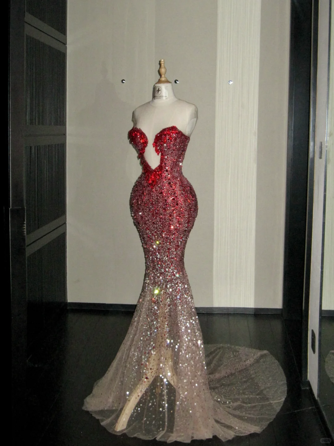 Vintage Gradient Red Sweetheart Strapless Mermaid Design Sexy Prom Dress Evening Dress D1719