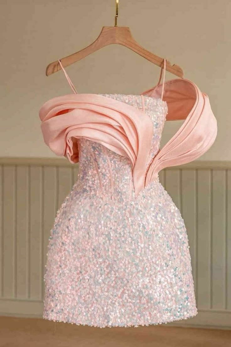 Beautiful Homecoming Dress Spaghetti Strap Pleated Sequins Back to School Outfits Party Dress D7248