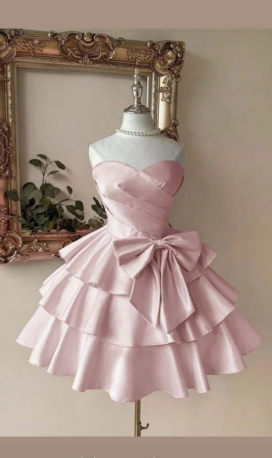 Charming Homecoming Dress Sweetheart Pleated Bowknot Cascade Back to School Outfits Party Dress D7388