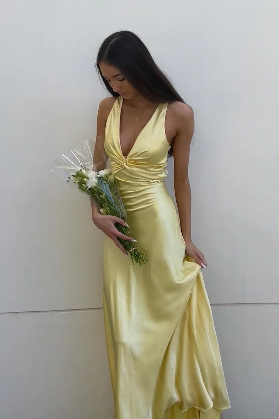 Robe de bal longue et élégante en satin violet, col en V, dos nu, MD7638