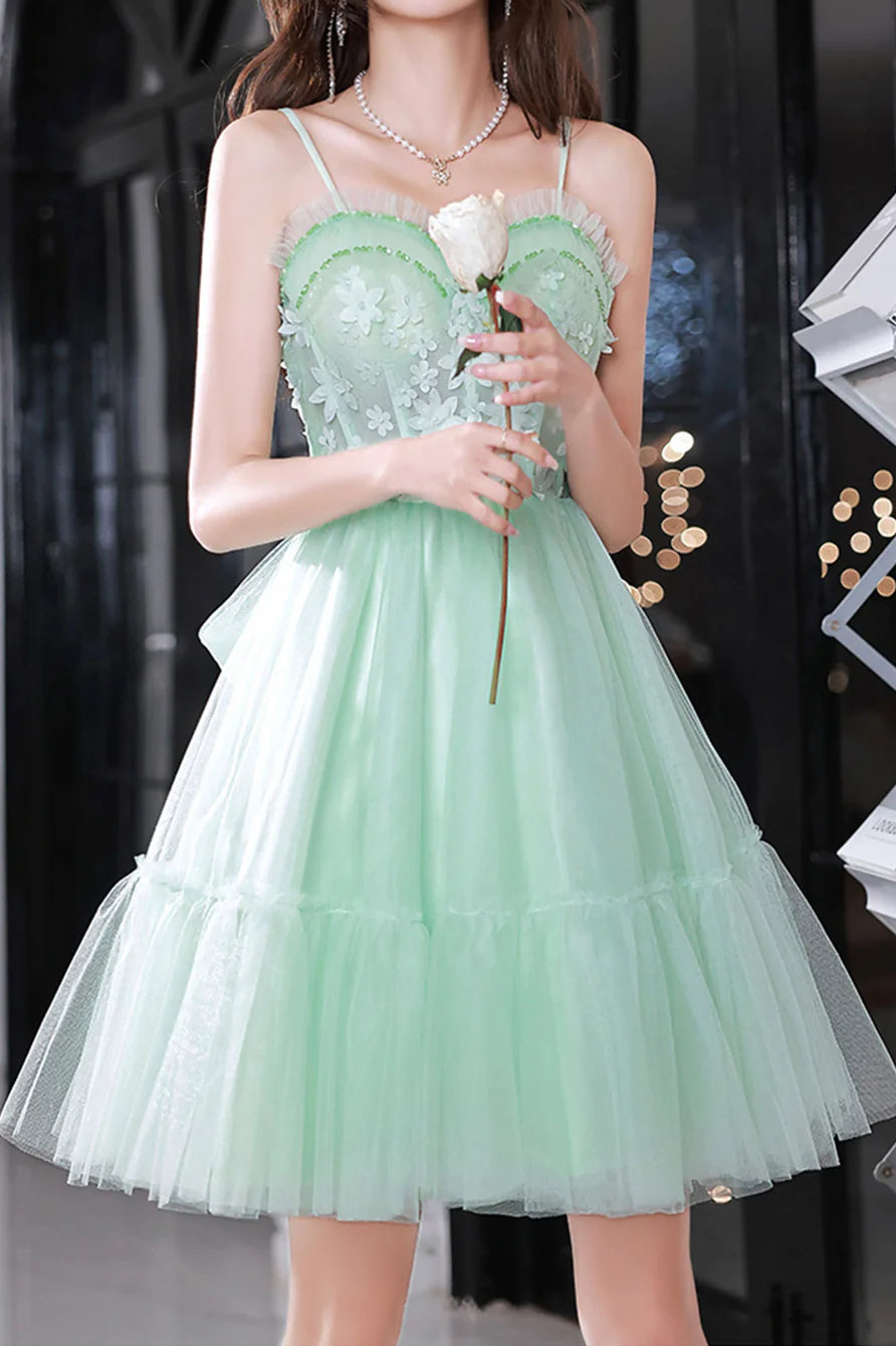 Pretty Homecoming Dress Spaghetti Straps Tulle Lace Bowknot Short Prom Dress Back to School Outfits Party Dress D6096