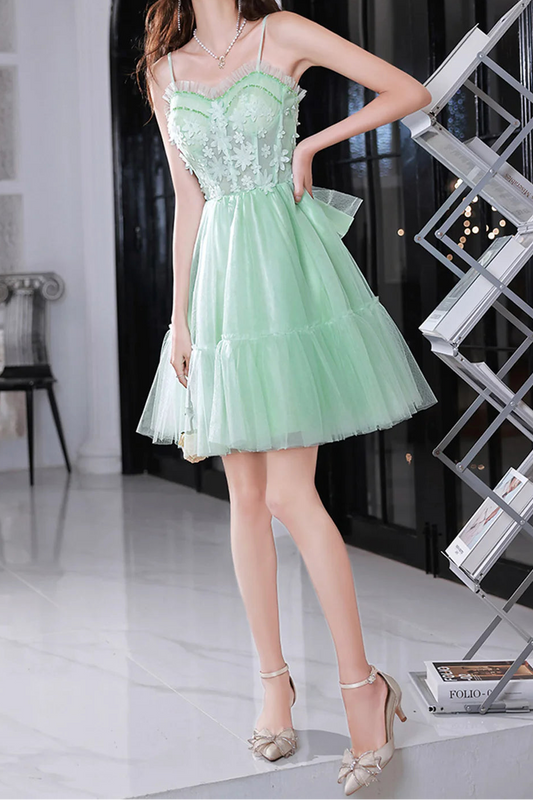 Pretty Homecoming Dress Spaghetti Straps Tulle Lace Bowknot Short Prom Dress Back to School Outfits Party Dress D6096