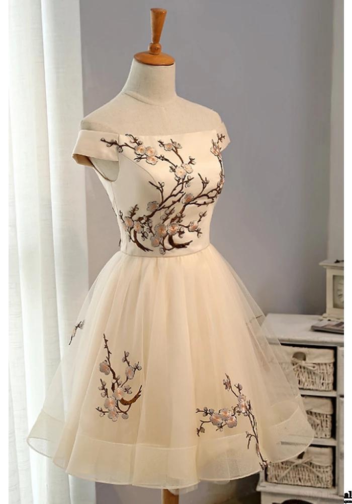 Robe de soirée courte en tulle, épaules dénudées, avec appliques, M1752
